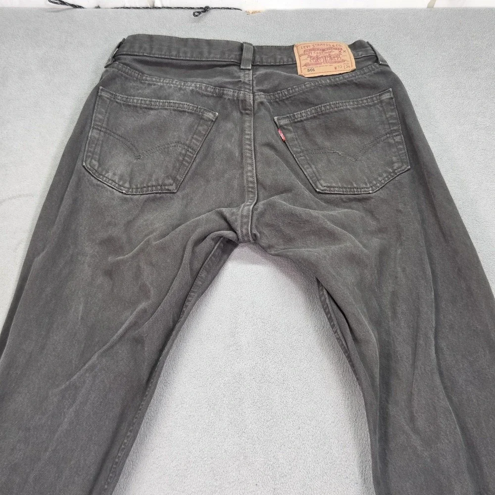 Vintage Levis 501 Jeans Mens Green Made USA Button Fly‎ 90s Fits 28x32